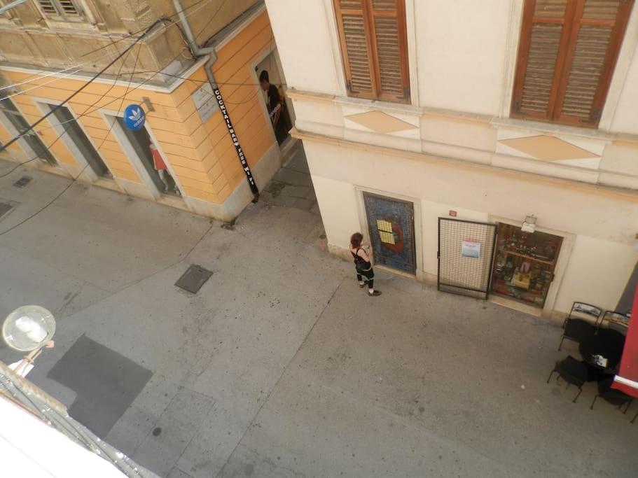 Vintage Pula Apartment Екстериор снимка
